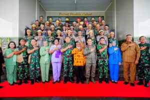 Saat Temui Tokoh dan Masyarakat Papua Barat, Kapolri Sampaikan Tekad Tentang Pemerintah.