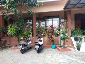 Terlalu Menohok! Ditanya Harga Lemari, Oknum Staf SMA negeri 15 Kota Tangerang Jawab Kamar Mandi.