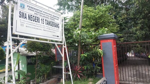 Selain SMA N 1 Kota Tangerang, Kini SMA N 15 Juga Dilaporkan ke Kejaksaan.