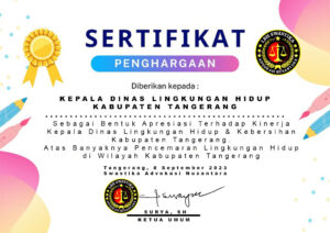 Bentuk ke Kecewaan Karena Pencemaran Sungai, LBH SAN Berikan Sertifikat Penghargaan ke DLHK Kab.Tangerang