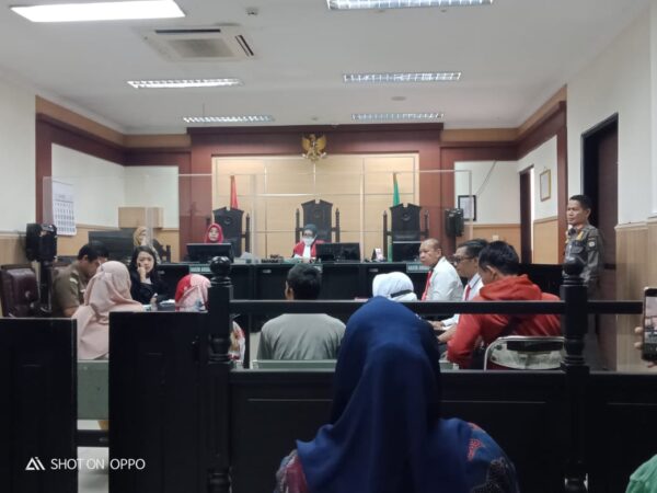 Beraninya Hanya ke Pedagang Kecil, Satpol PP Kota Tangerang Diminta Pakai “Rok” Saja