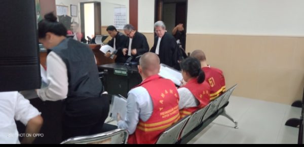 Semenjak pemblokiran di Bank mandiri semua kegiatan PT Sarler Indonesia macet.