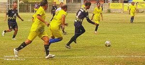 Dalam rangka meraih piala SRD cup-1 the fourt one 2023, H. Sachrudin gelar tournament sepak bola khususnya.