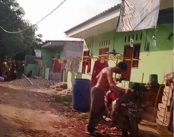 Diduga PT. SSS menyerobot tanah hak milik warga.