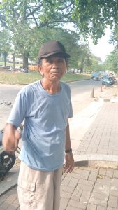 Orang tua ini pergi dari rumah anaknya sejak hari rabu.