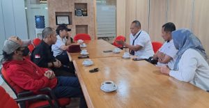 Pihak pengelola Ancol akan di kelola oleh Pemerintah Daerah Jakarta Utara, agar pedagang Asongan di rapihkan dulu.