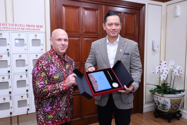 Menteri AHY menilai peluang kerja sama antara Indonesia dengan Amerika Serikat dapat diperkuat.