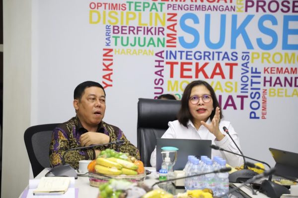 Tol Kataraja rencananya akan terdiri dari 8 seksi, di Kabupaten Tangerang target bidang yang akan dibebaskan sebanyak 2.186 bidang seluas 422,67 hektar.
