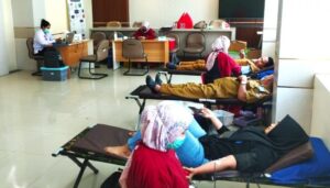 Bakti sosial ini diikuti sebanyak 20 pendonor, bekerjasama dengan Unit Donor Darah (UDD) Palang Merah Indonesia (PMI) Kabupaten Tangerang.