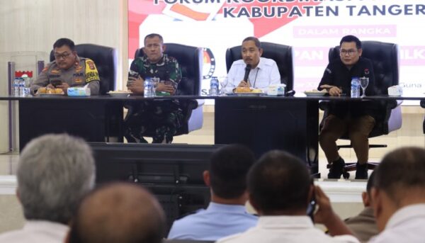 Plt. Asisten Syaifullah : rakor tersebut memastikan seluruh elemen aparatur daerah siap menghadapi berbagai dinamika politik.
