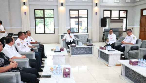 PEMKAB TANGERANG PASTIKAN PERBAIKAN JALAN PAKUHAJI–SEPATAN AKAN SEGERA DIKERJAKAN.